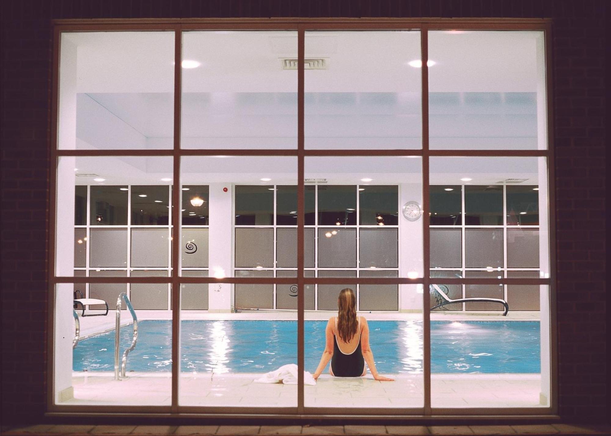 Regency Park Hotel, Health Club & Spa Thatcham Extérieur photo